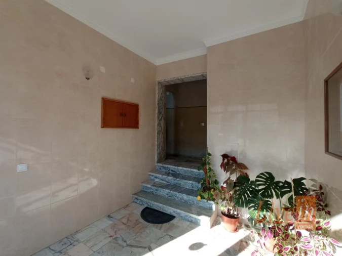 Apartamento T3 para Venda em Carregado e Cadafais Foto 2