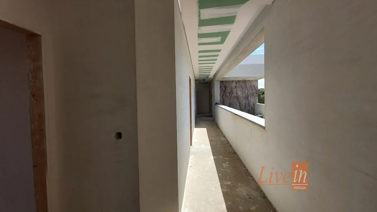 Moradia T4 para Venda em Azueira e Sobral da Abelheira Foto 30