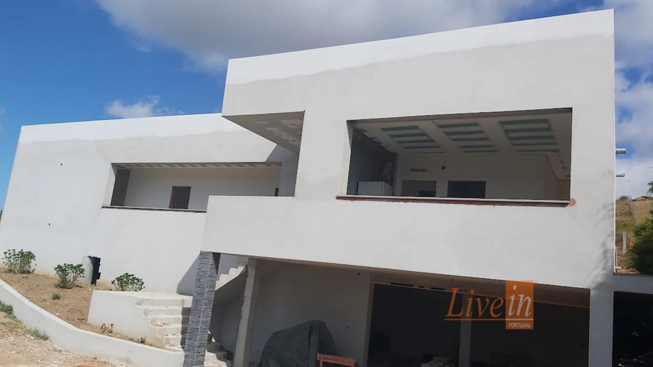 Moradia T4 para Venda em Azueira e Sobral da Abelheira Foto 32