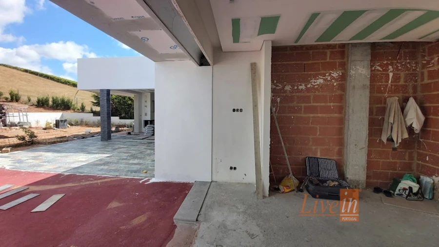 Moradia T4 para Venda em Azueira e Sobral da Abelheira Foto 22