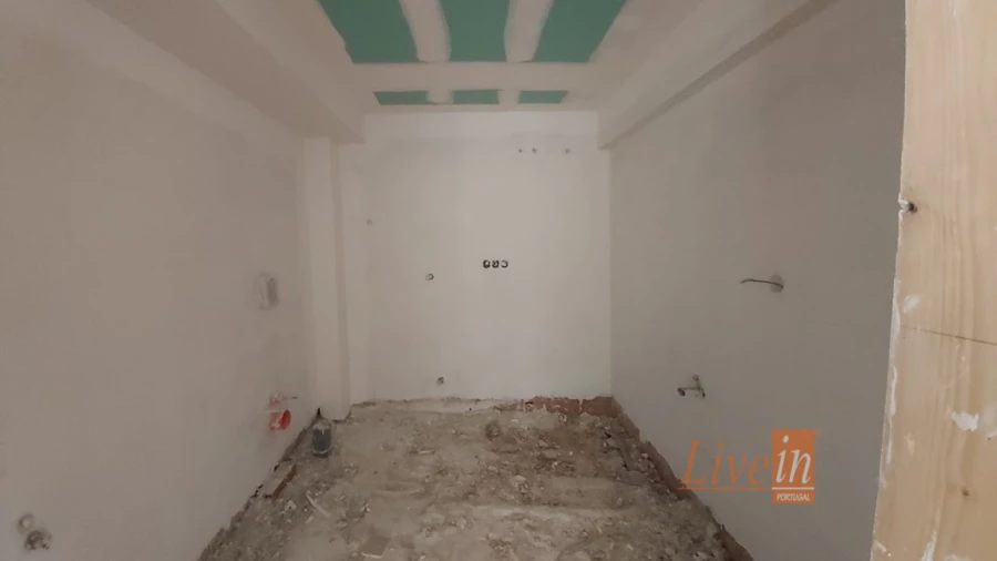 Moradia T4 para Venda em Azueira e Sobral da Abelheira Foto 35