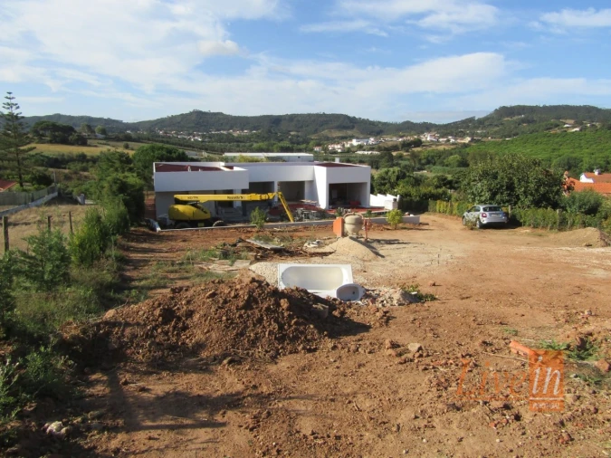 Moradia T4 para Venda em Azueira e Sobral da Abelheira Foto 39