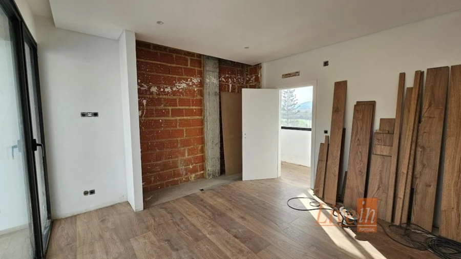 Moradia T4 para Venda em Azueira e Sobral da Abelheira Foto 28