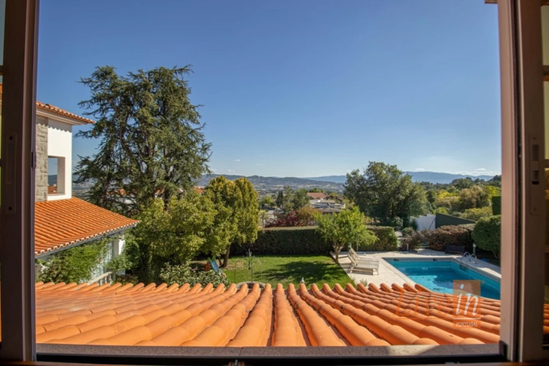 Moradia T5 para Venda em Boidobra Foto 11