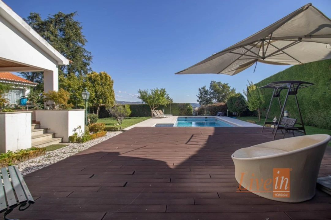 Moradia T5 para Venda em Boidobra Foto 50