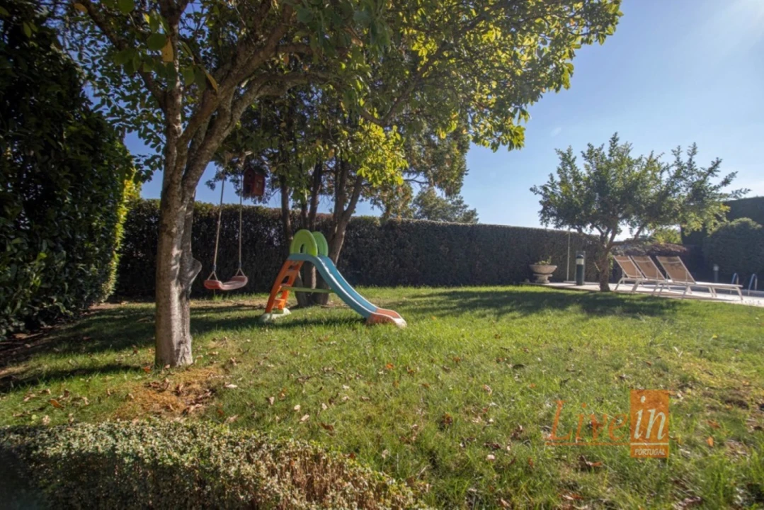 Moradia T5 para Venda em Boidobra Foto 52