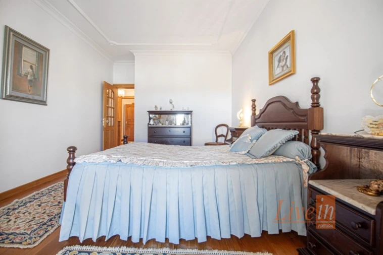 Moradia T5 para Venda em Boidobra Foto 28