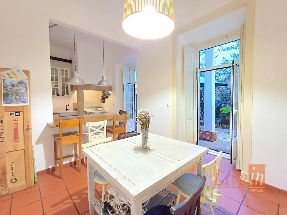Apartamento T4 para Venda em Campo de Ourique Foto 6