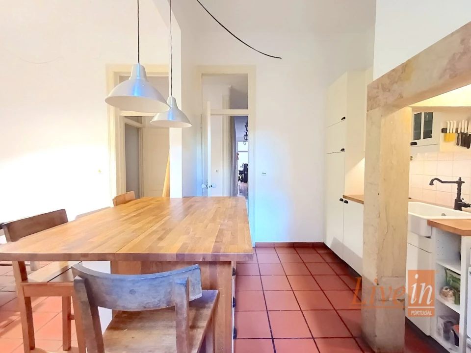 Apartamento T4 para Venda em Campo de Ourique Foto 7