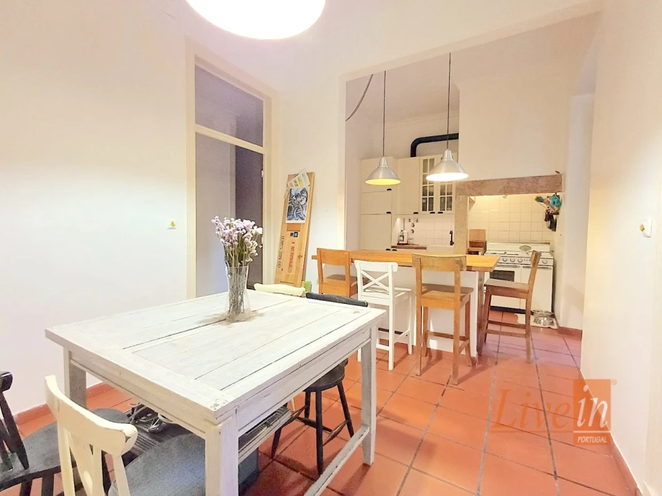 Apartamento T4 para Venda em Campo de Ourique Foto 8