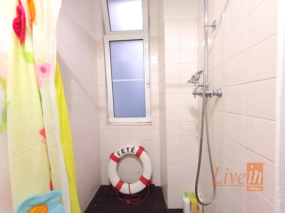 Apartamento T4 para Venda em Campo de Ourique Foto 24