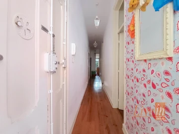 Apartamento T4 para Venda em Campo de Ourique