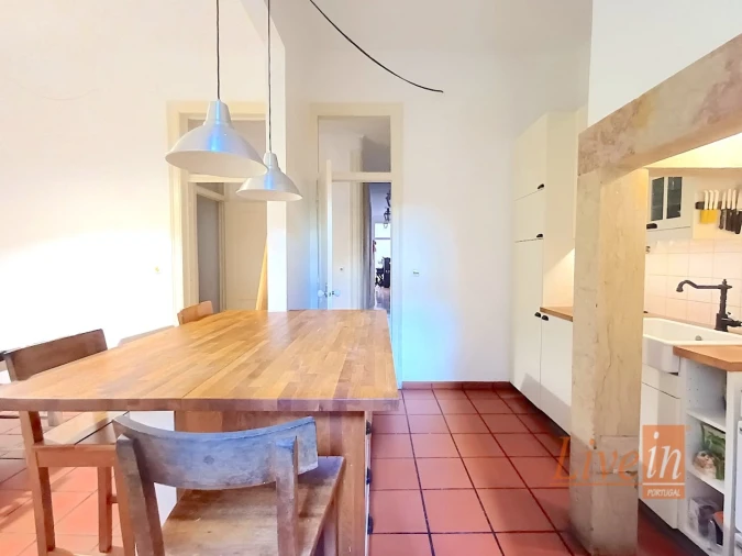 Apartamento T4 para Venda em Campo de Ourique Foto 7