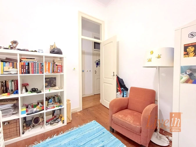 Apartamento T4 para Venda em Campo de Ourique Foto 16