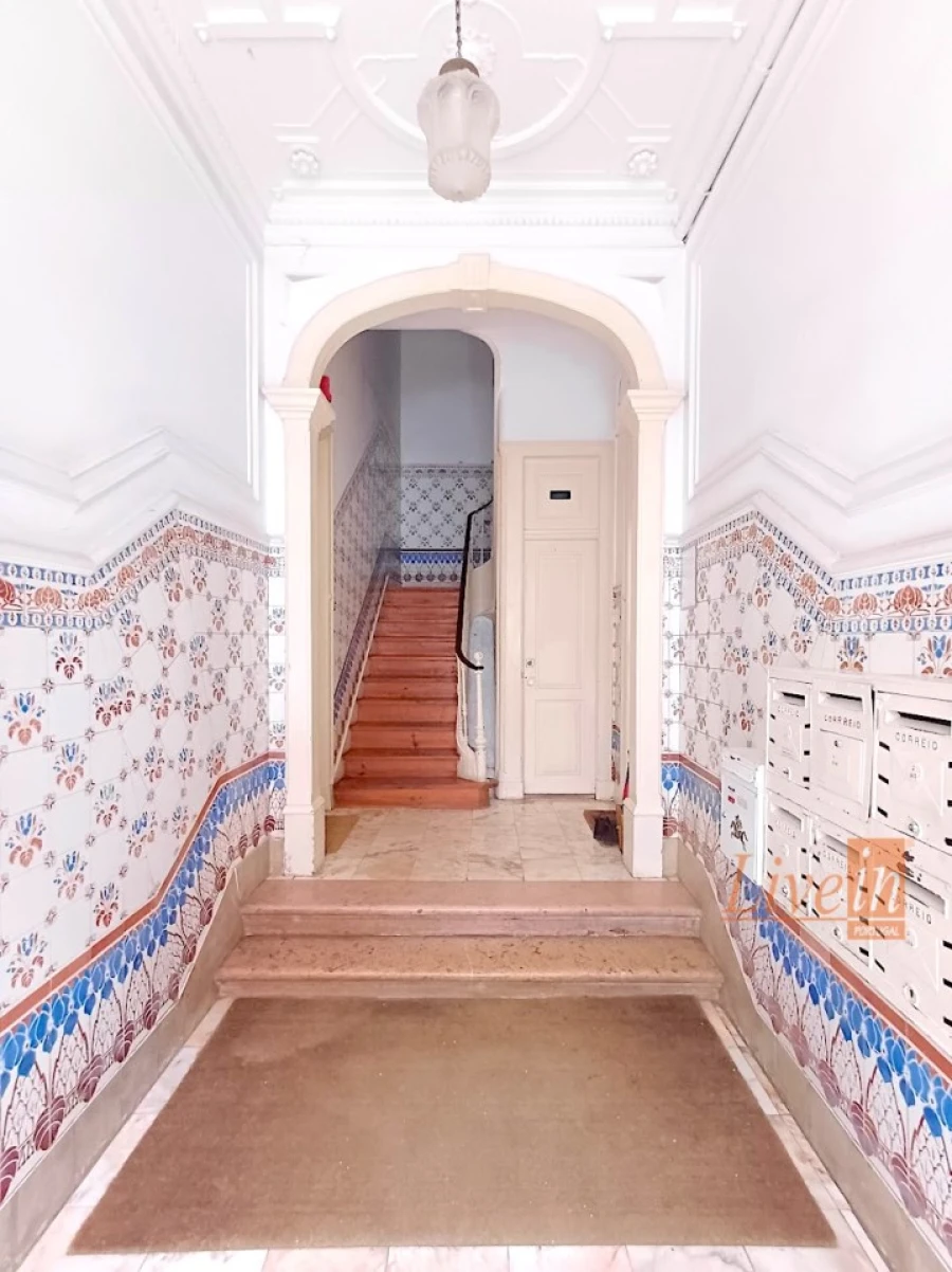 Apartamento T4 para Venda em Campo de Ourique Foto 28