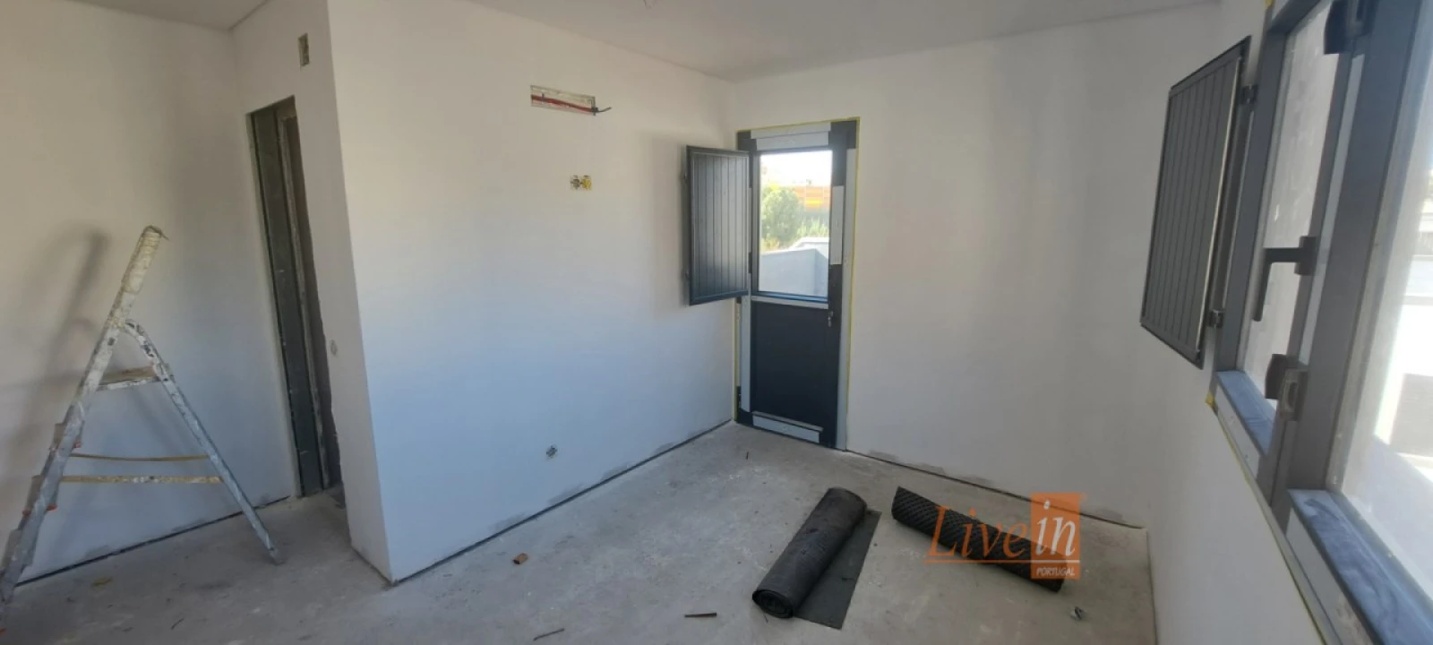 Moradia T2 para Venda em Santa Iria de Azoia, São João da Talha e Bobadela Foto 4