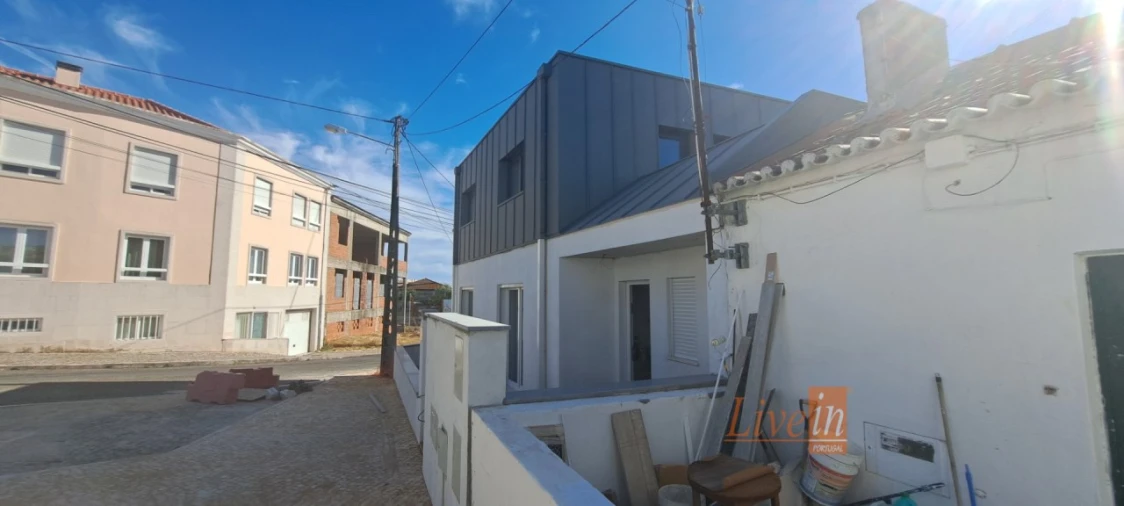 Moradia T2 para Venda em Santa Iria de Azoia, São João da Talha e Bobadela Foto 13