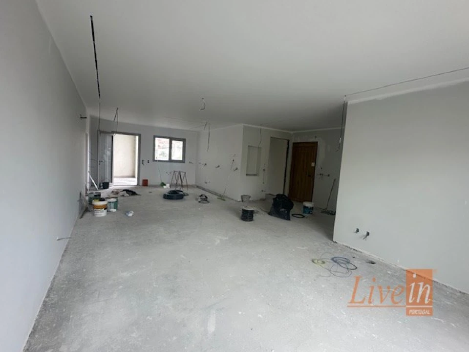 Moradia T3 para Venda em Silveira Foto 13