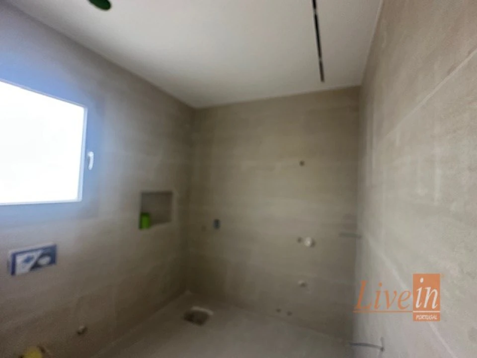 Moradia T3 para Venda em Silveira Foto 17
