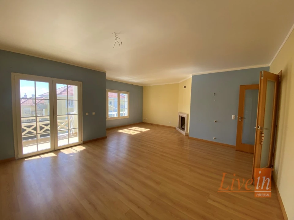 Apartamento T3 para Venda em Ericeira Foto 5