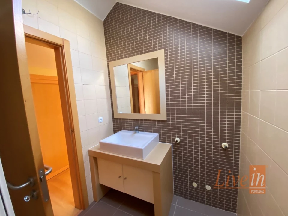 Apartamento T3 para Venda em Ericeira Foto 40