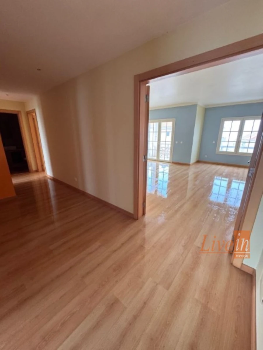 Apartamento T3 para Venda em Ericeira Foto 9