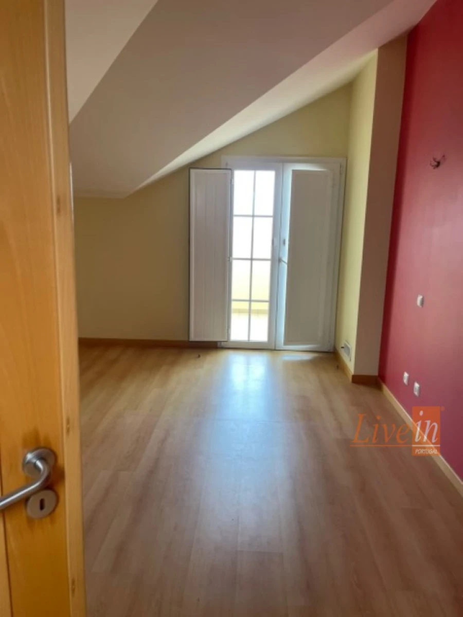 Apartamento T3 para Venda em Ericeira Foto 26