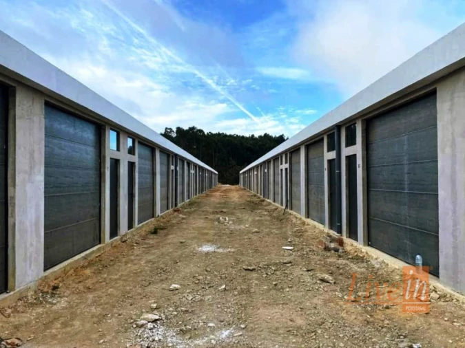 Garagem para Arrendamento em Santa Maria, São Pedro e Matacães Foto 5