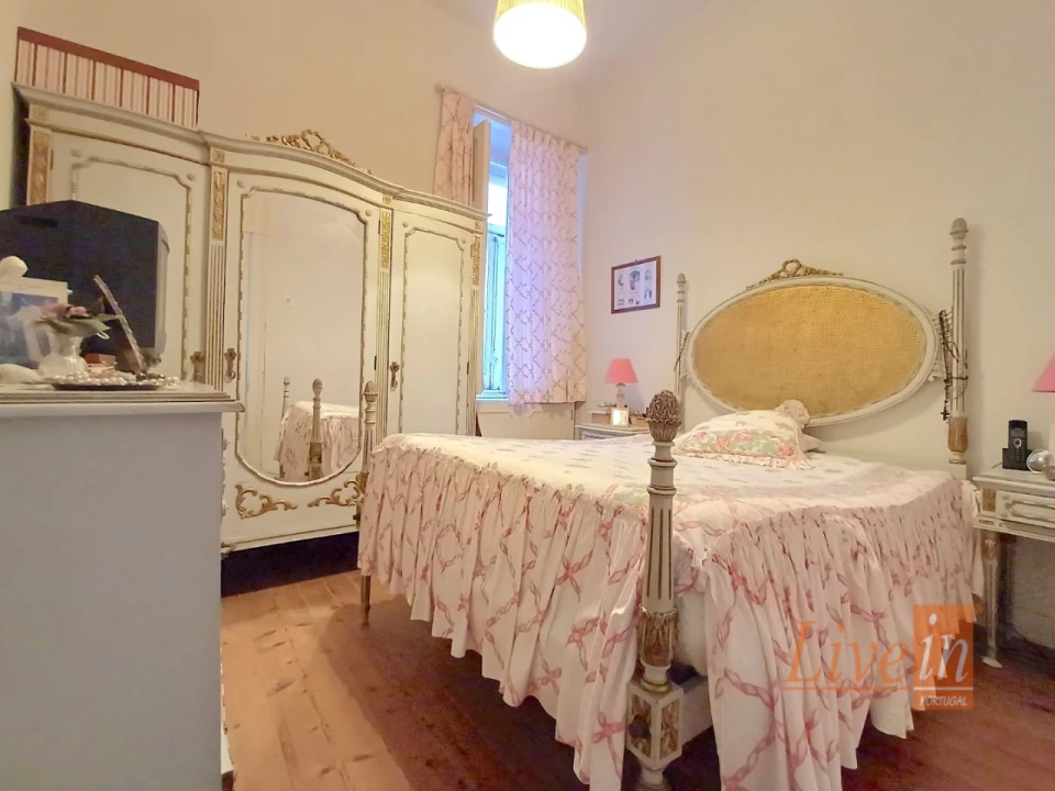 Apartamento T4 para Venda em Campo de Ourique Foto 10
