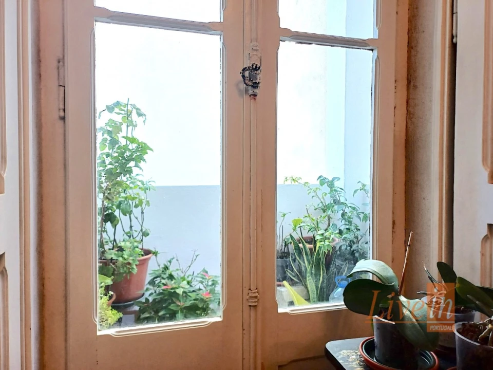 Apartamento T4 para Venda em Campo de Ourique Foto 17