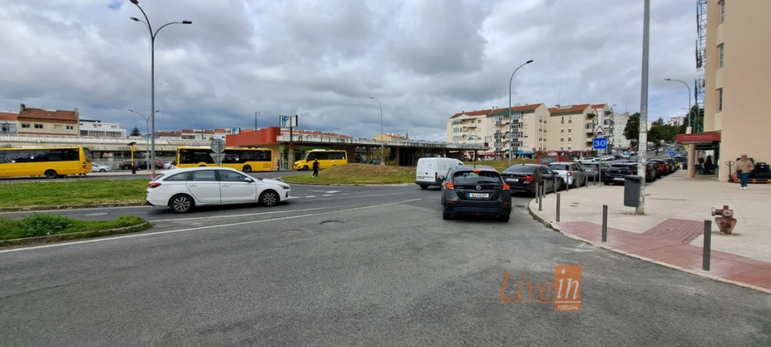 Garagem para Venda em Algueirão-Mem Martins Foto 1