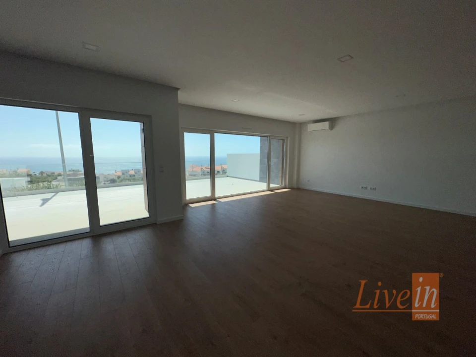 Apartamento T3 para Venda em Ericeira Foto 3