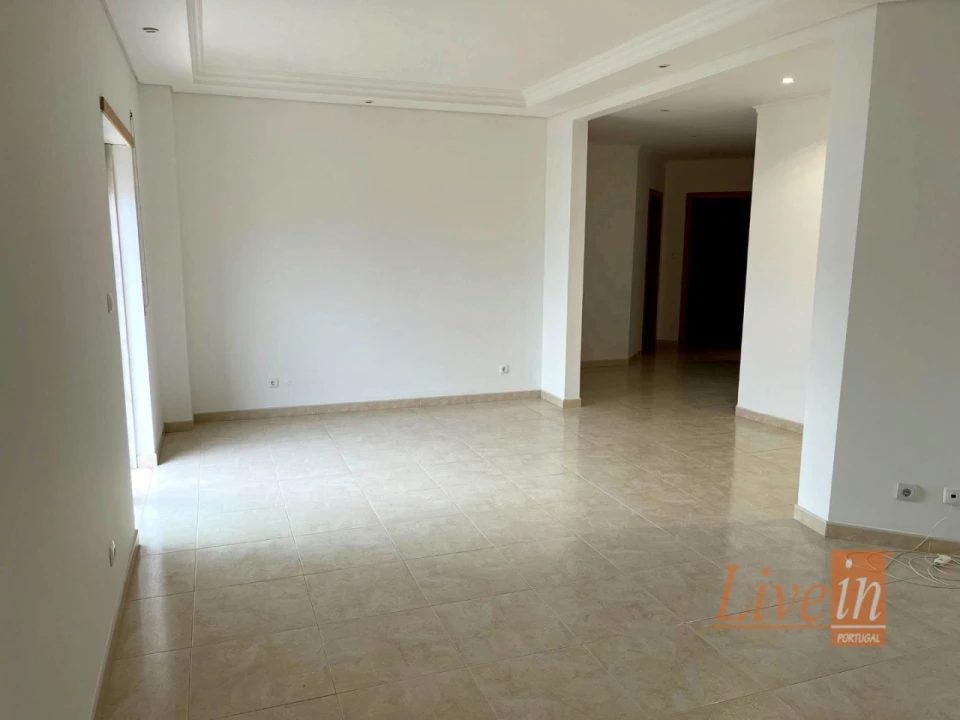Apartamento T2 para Venda em Alverca do Ribatejo e Sobralinho Foto 4