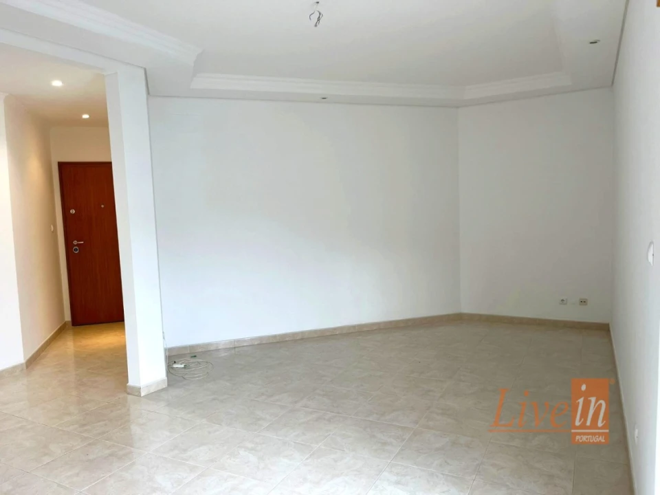 Apartamento T2 para Venda em Alverca do Ribatejo e Sobralinho Foto 5