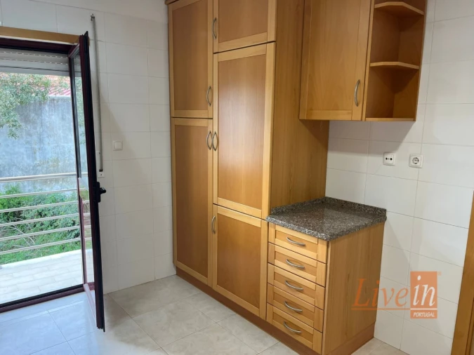 Apartamento T2 para Venda em Alverca do Ribatejo e Sobralinho Foto 3