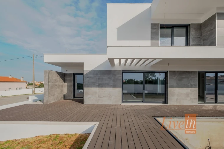 Moradia T4 para Venda em Ericeira Foto 8