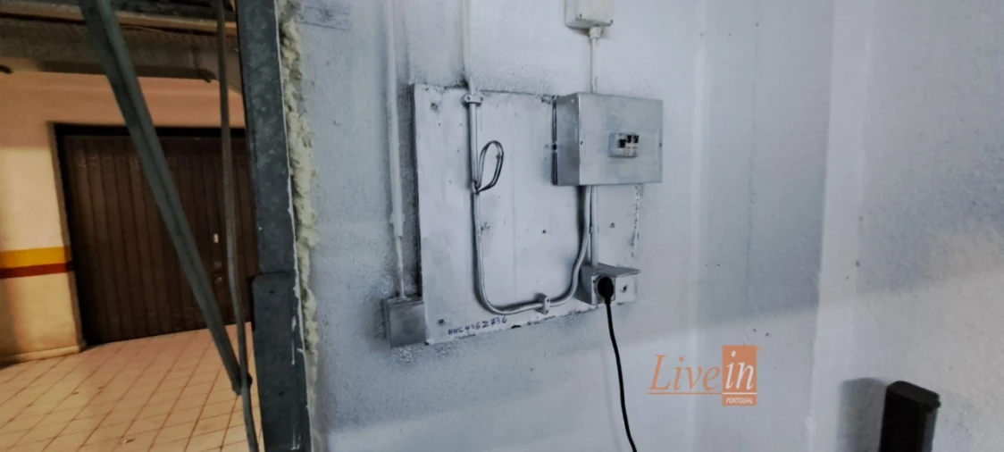 Garagem para Arrendamento em Algueirão-Mem Martins Foto 4