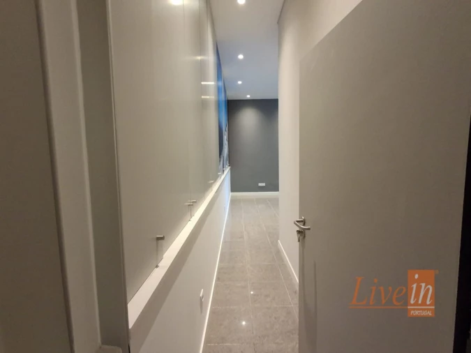 Loja para Arrendamento em Ericeira Foto 27