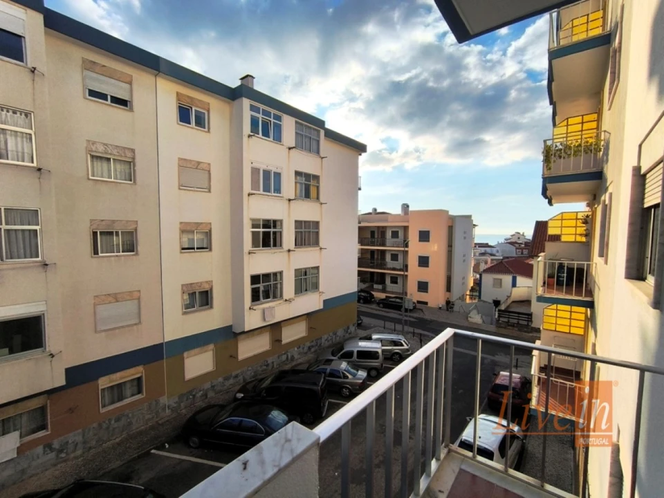 Apartamento T2 para Arrendamento em Ericeira Foto 1