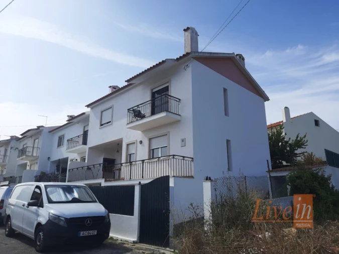 Moradia T3 para Arrendamento em Carvoeira Foto 27