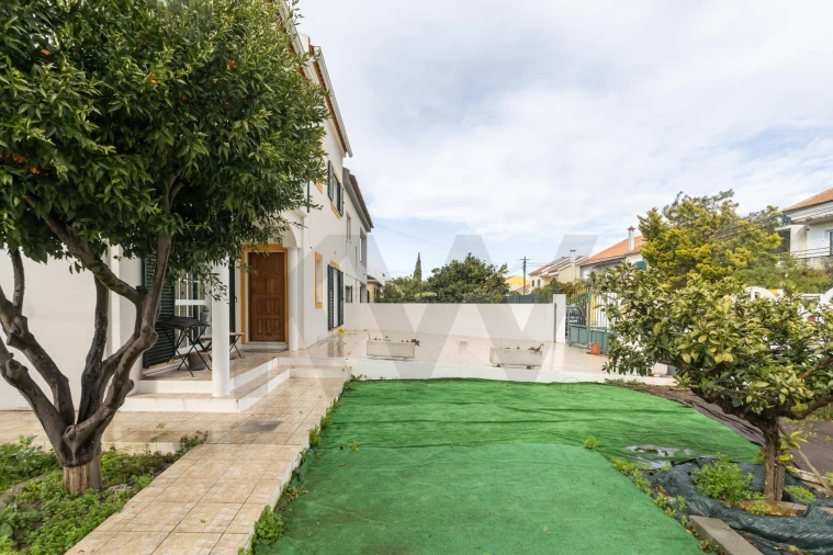 Moradia T4 para Venda em Moita Foto 52