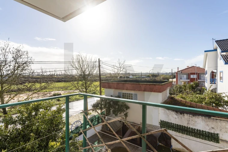 Moradia T4 para Venda em Moita Foto 30