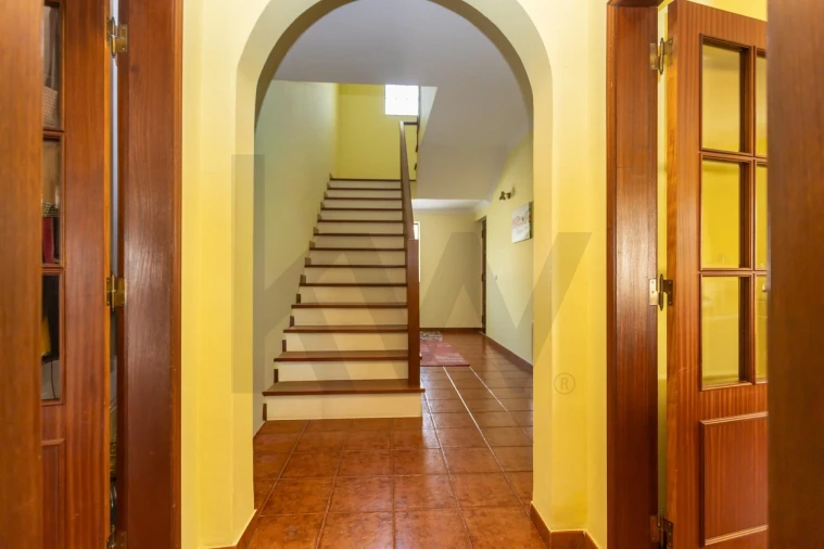 Moradia T4 para Venda em Moita Foto 13