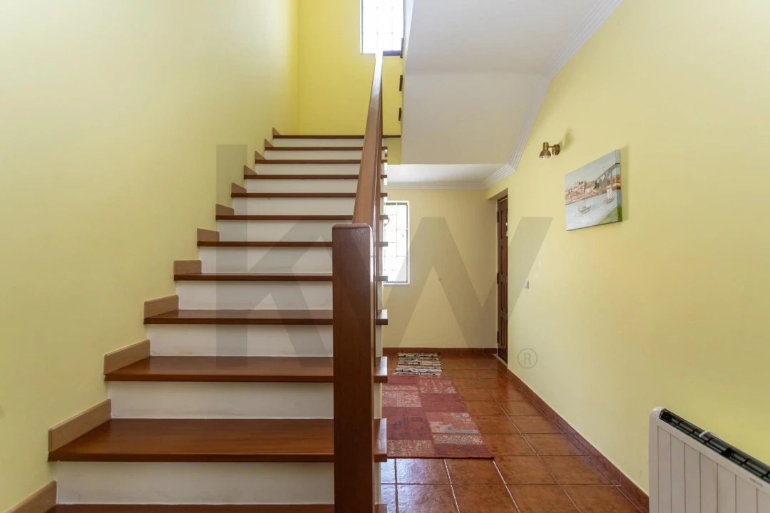 Moradia T4 para Venda em Moita Foto 21