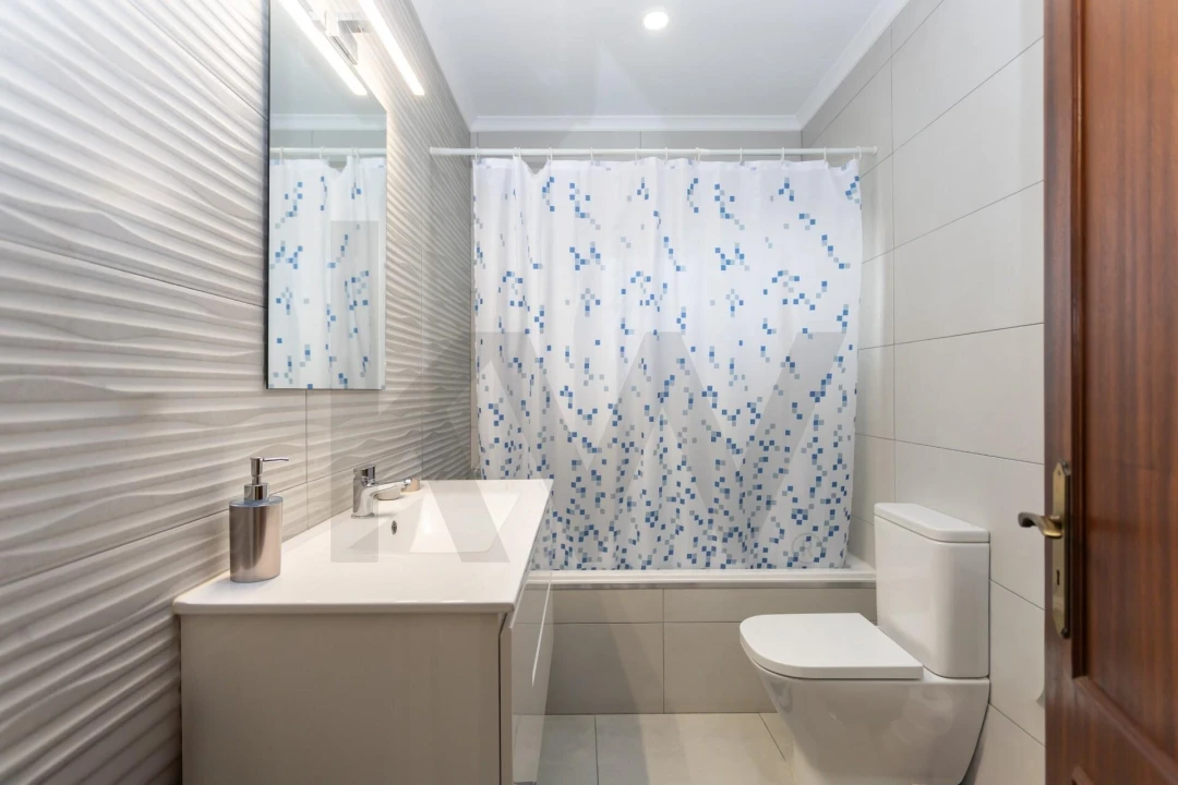 Moradia T4 para Venda em Moita Foto 29