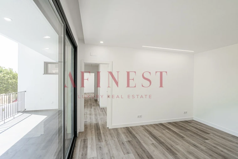 Moradia T4 para Venda em Carcavelos e Parede Foto 17