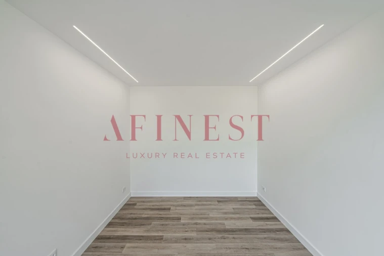 Moradia T4 para Venda em Carcavelos e Parede Foto 20