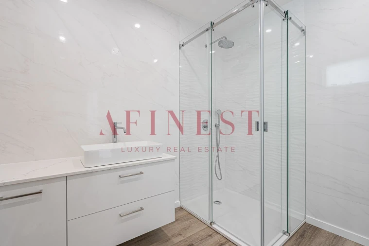 Moradia T4 para Venda em Carcavelos e Parede Foto 31