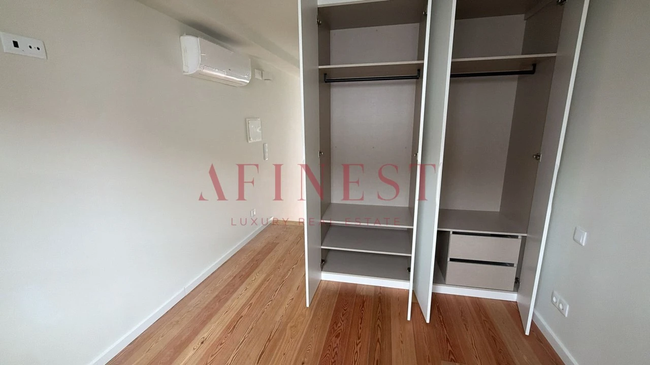 Apartamento T1 para Venda em Cascais e Estoril Foto 16
