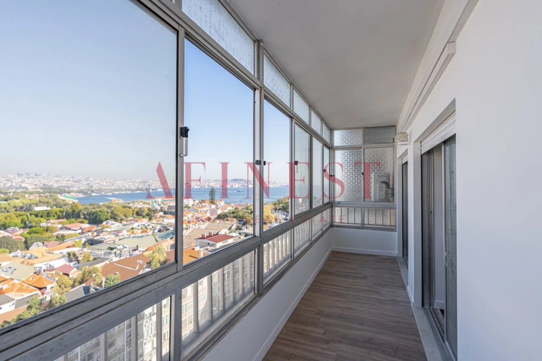 Apartamento T4 para Arrendamento em Almada, Cova da Piedade, Pragal e Cacilhas Foto 7